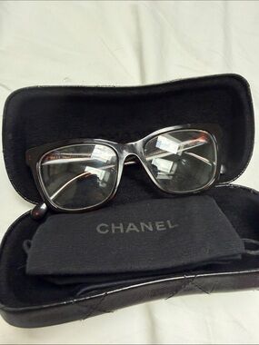 CHANEL Black Oversized Cat-Eye Glasses